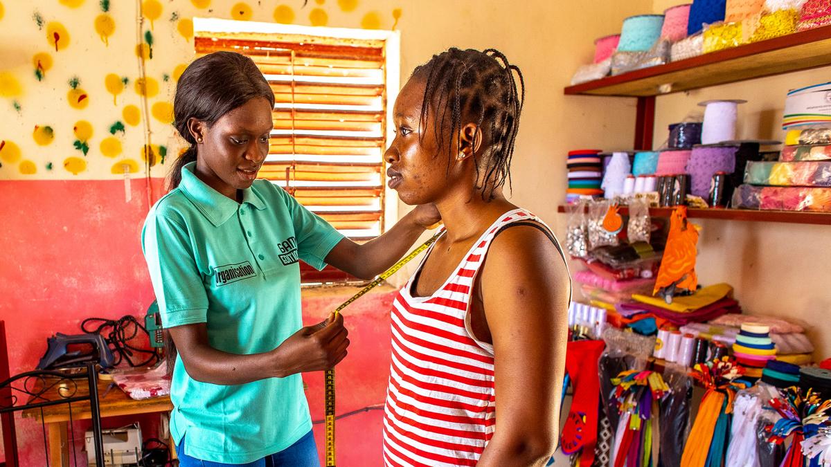 Jeune entrepreneuse au Sénégal. Copyright Godong 2022